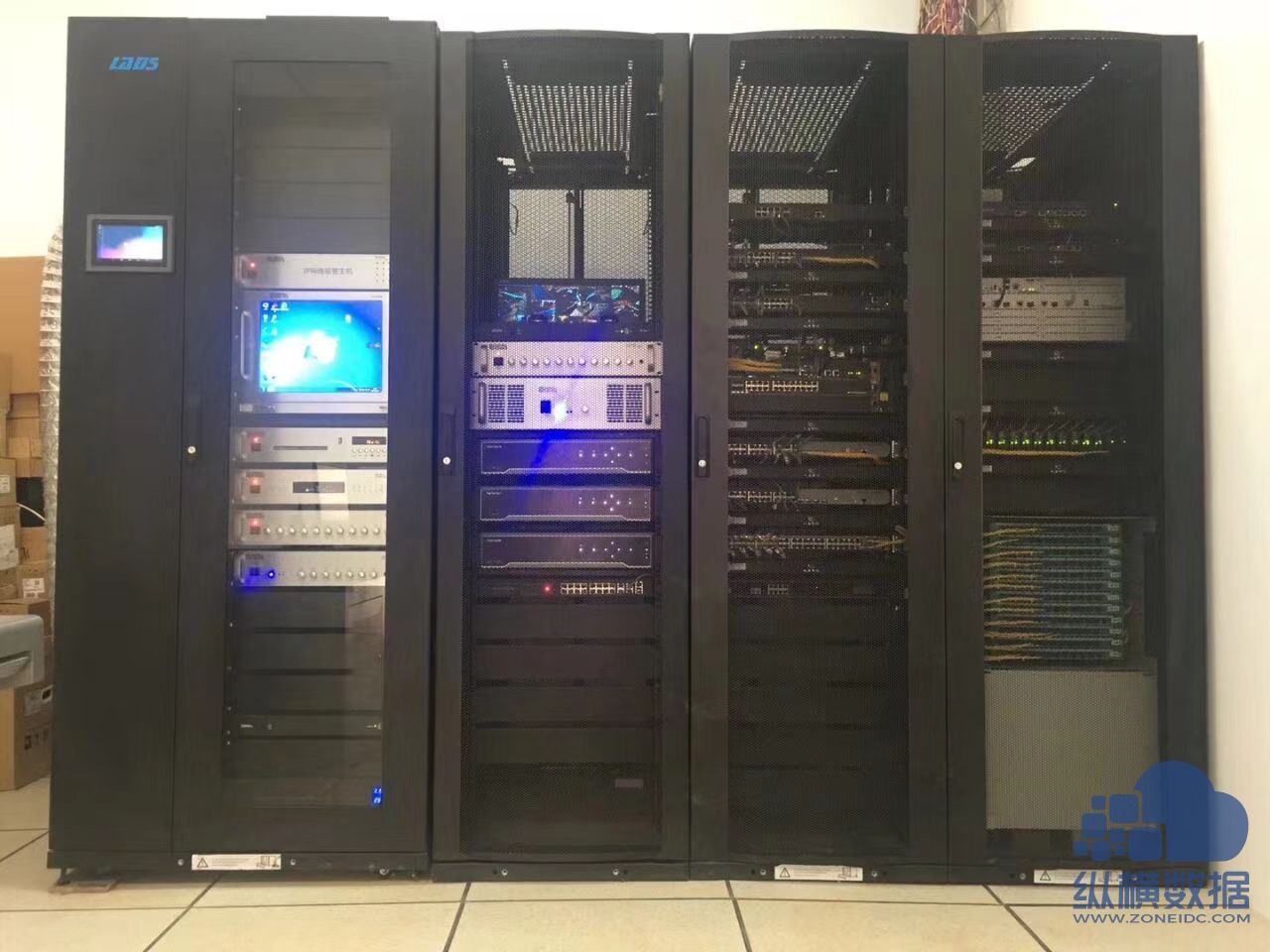 服务器机柜的电力管理