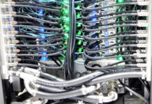液体冷却服务器散热:优势、类型和实施考虑 (液体冷却设备)-优乐评测网