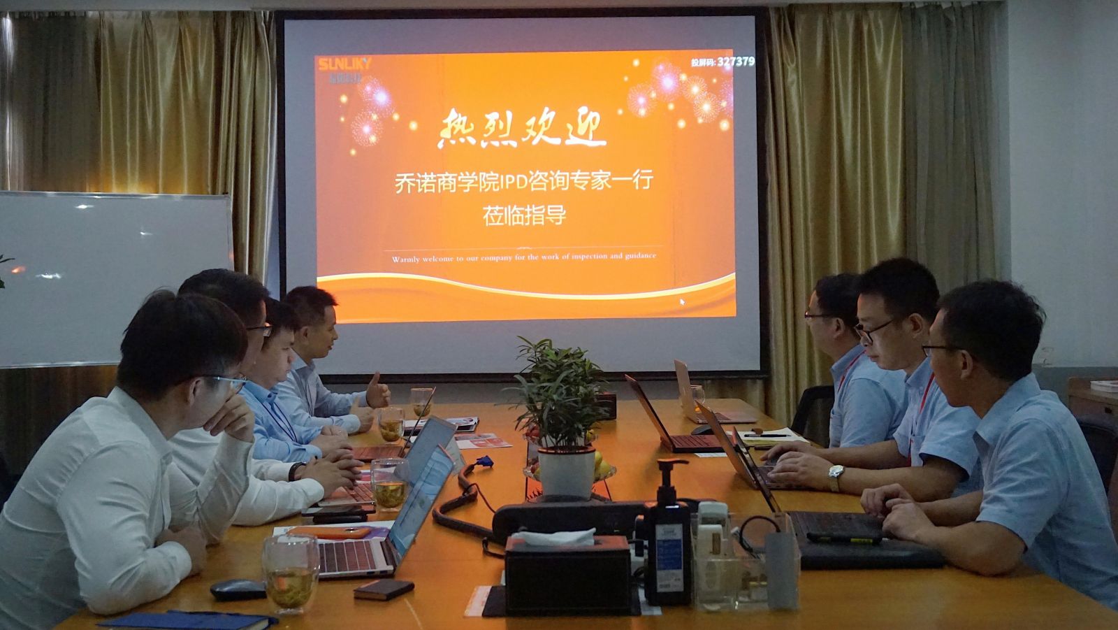 CMS定制开发的强大优势