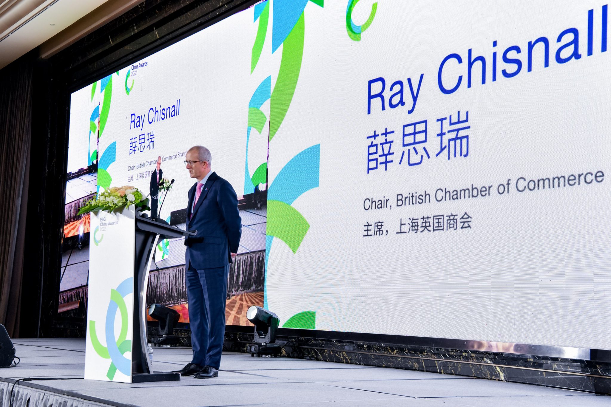 揭晓不同服务器的最大容量及其如何支持众多玩家互动