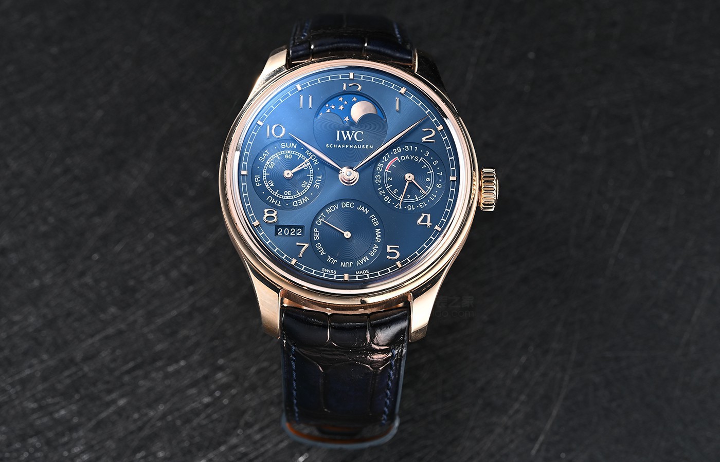 点击了解万国觉醒服务器价格详情