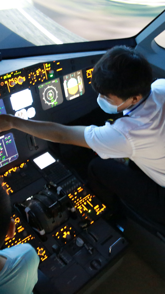 飞行模拟服务器一天租金是多少