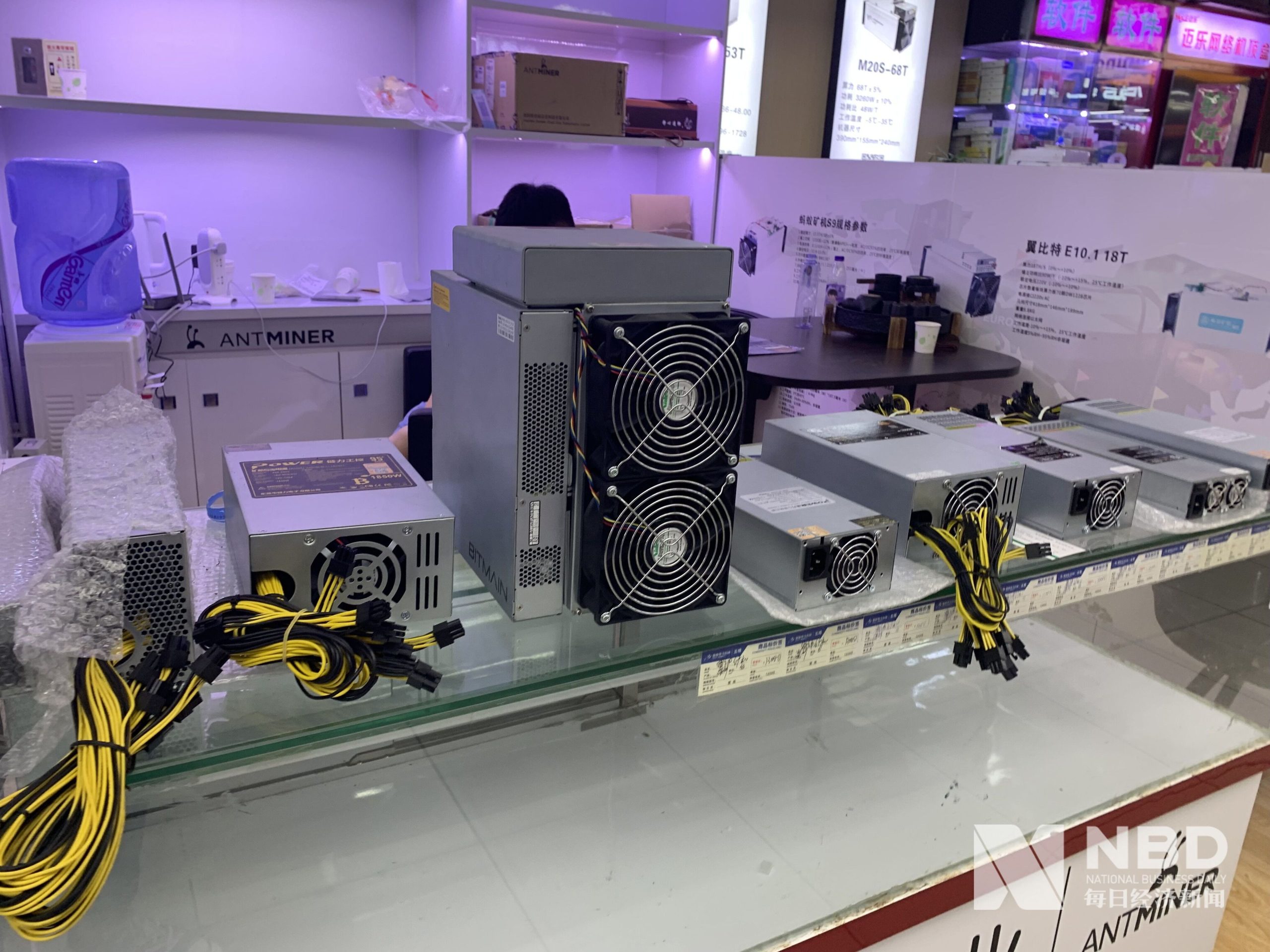 配置和市场需求波动而异