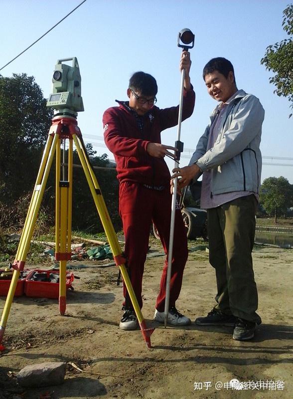 全方位了解托管成本及费用因素