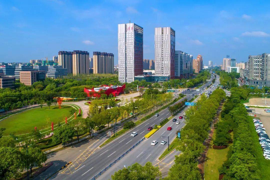 小哥了解嘉兴移动南湖数据中心的数据处理能力与技术应用