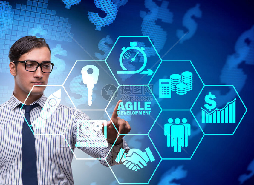 开发游戏服务器需要多少钱