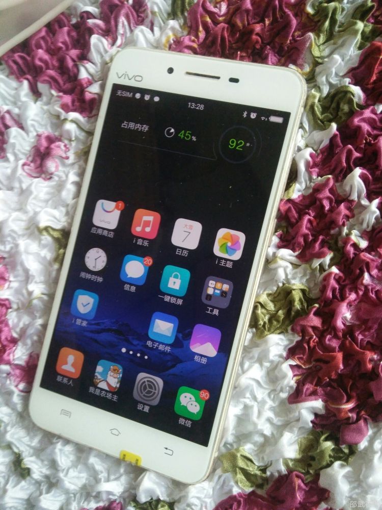 一台手机网站服务器究竟多少钱