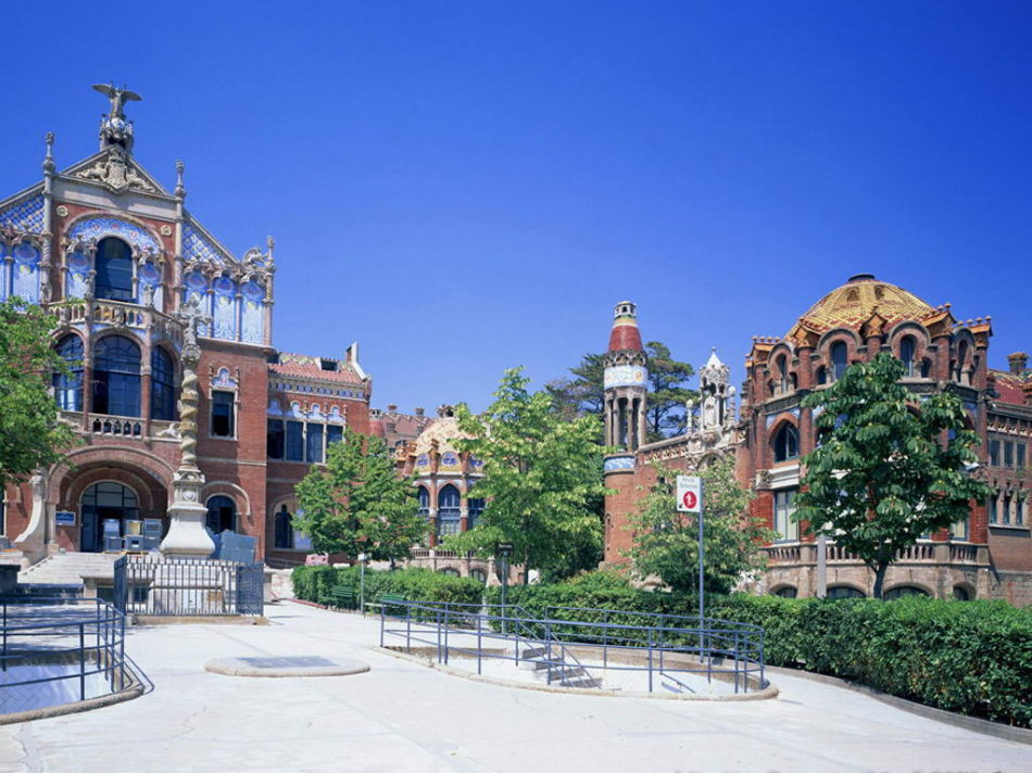 各大服务商的收费标准及性价比对比