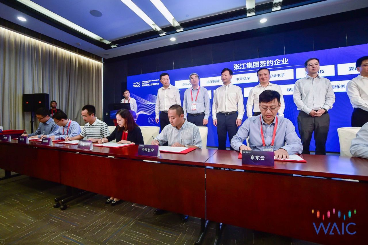 一台灵风服务器的实际花费是多少