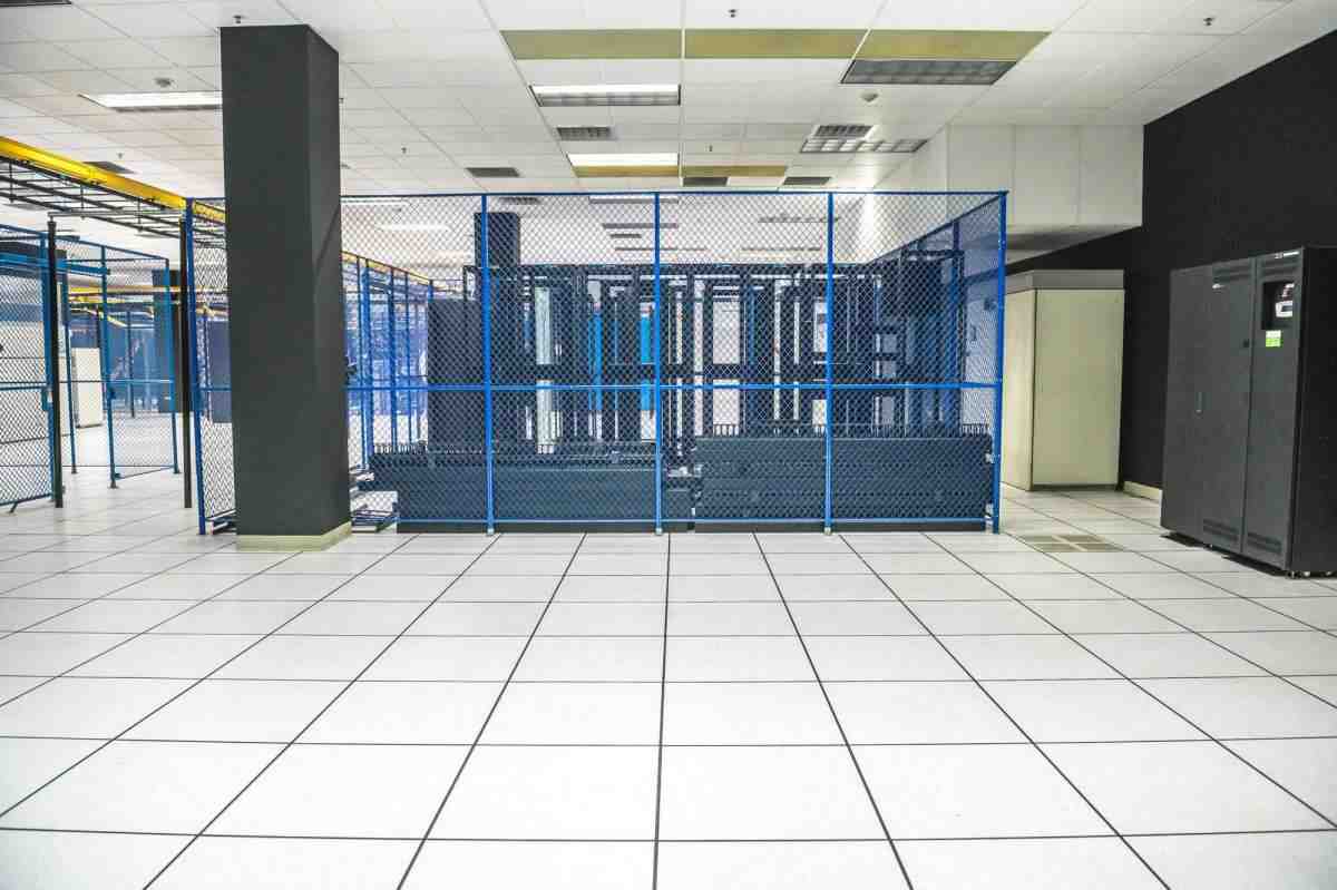 了解服务器参观的费用构成