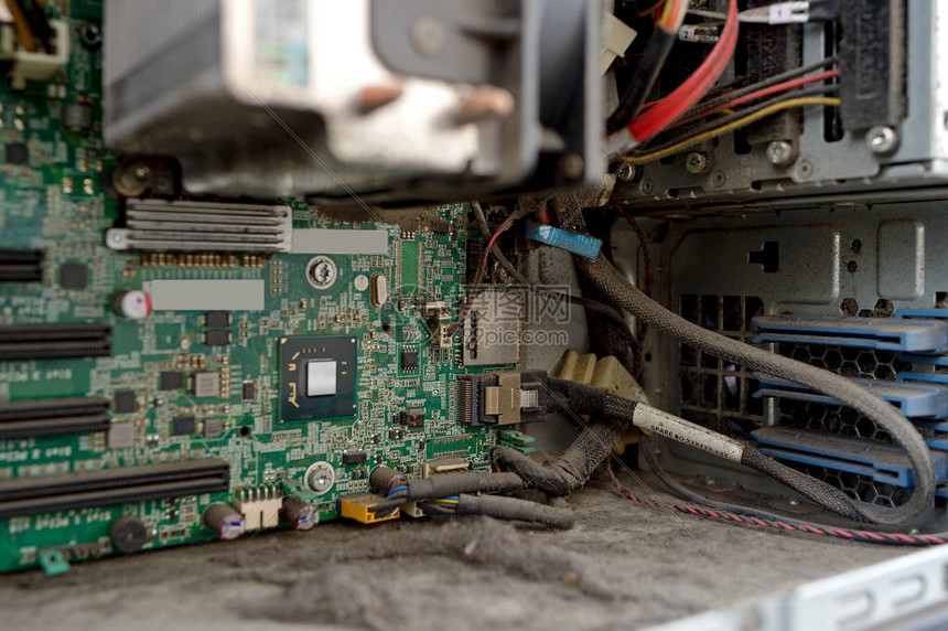 究竟服务器内存中的1TB代表着多少内存