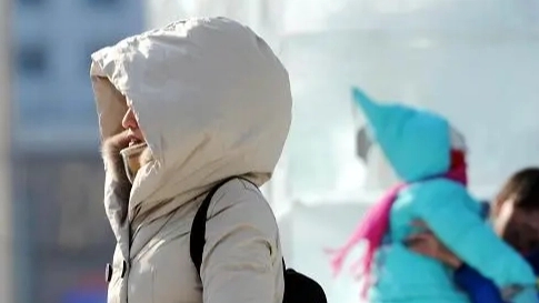 何时会导致服务器硬盘损坏的风险增大