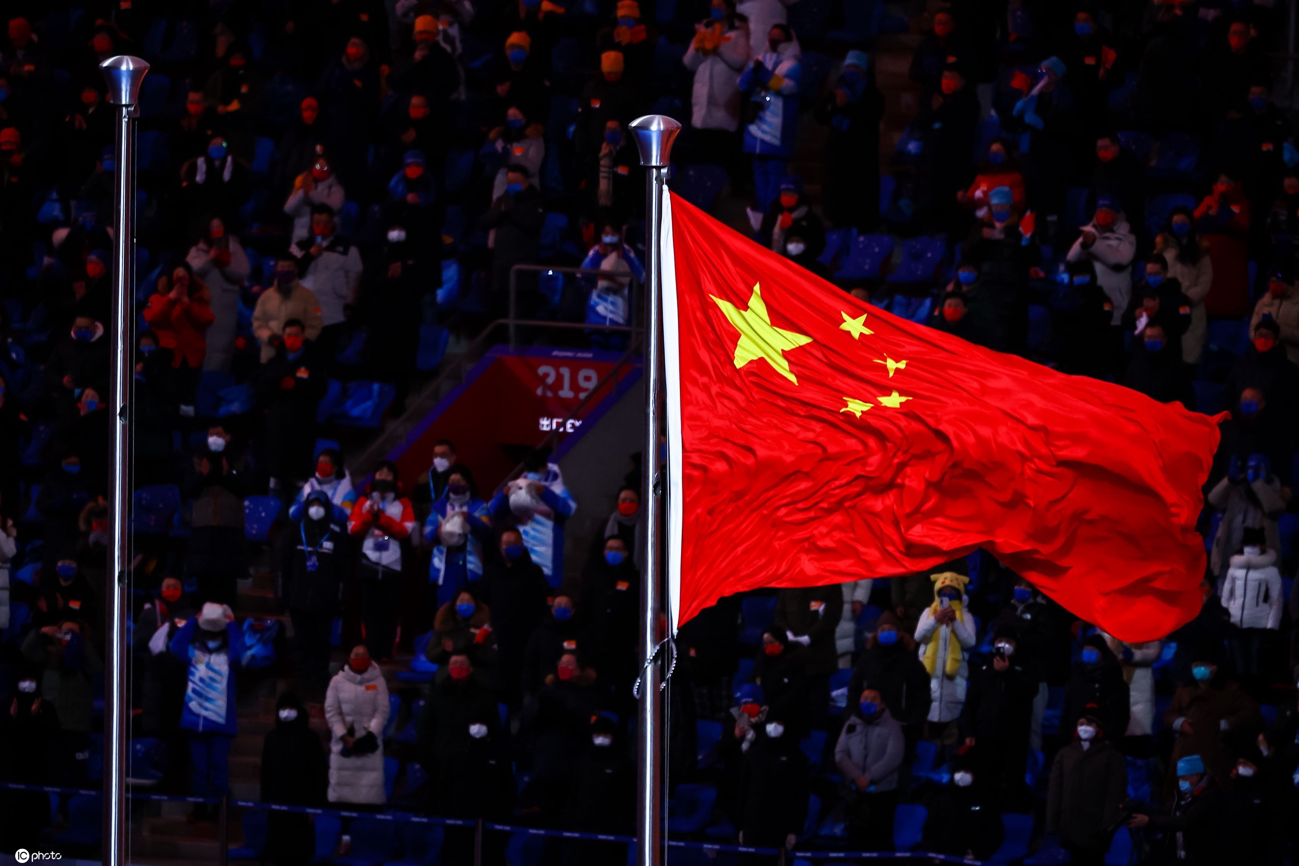 首钢滑雪大跳台中心云引领冰雪运动热潮