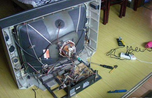 一套广电拆装服务器究竟多少钱