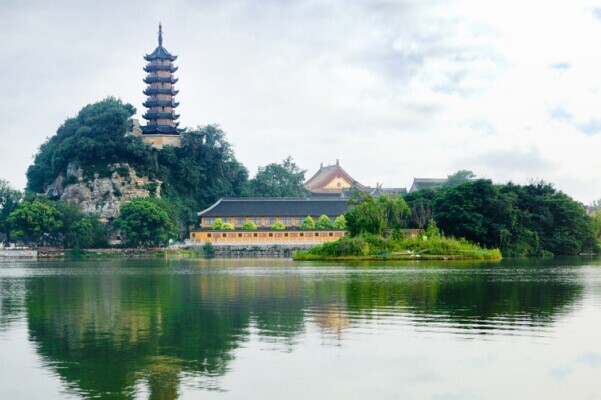 镇江服务器价格大揭秘