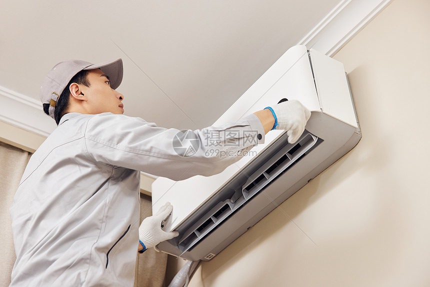 维修成本与设备价值的关系