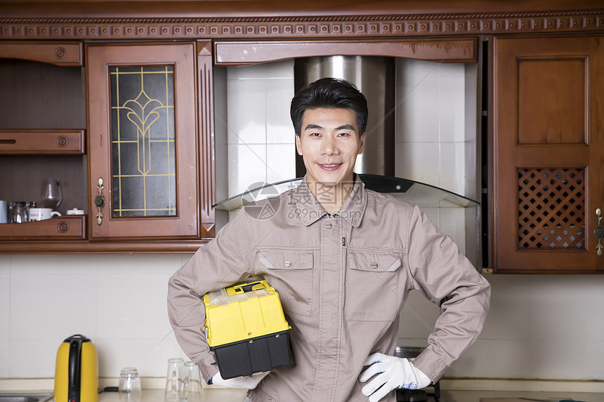 上门检修服务器每台的费用是多少