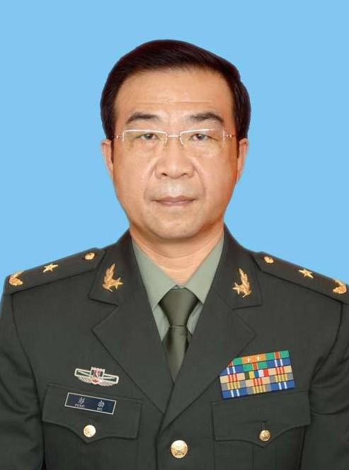 究竟在一台长至五米左右的服务器上可以放置多少网站