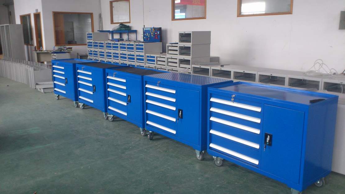 揭示刀箱存储能力与刀片服务器拓展性之间的秘密