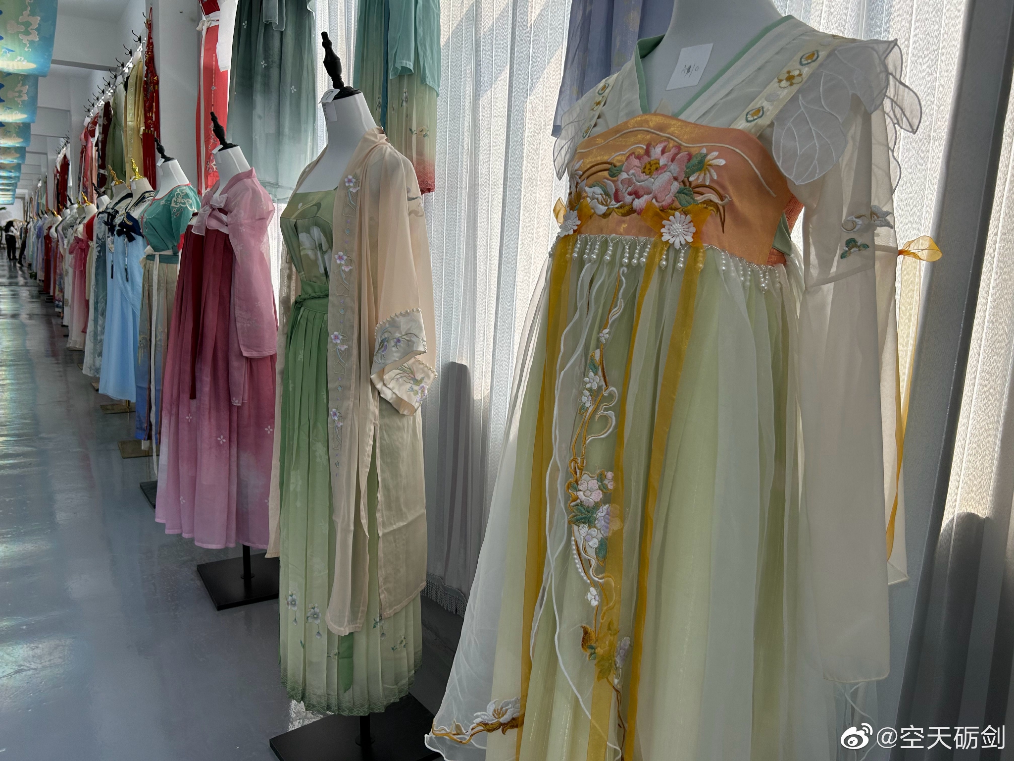 全方位了解服务器性能与成本关系