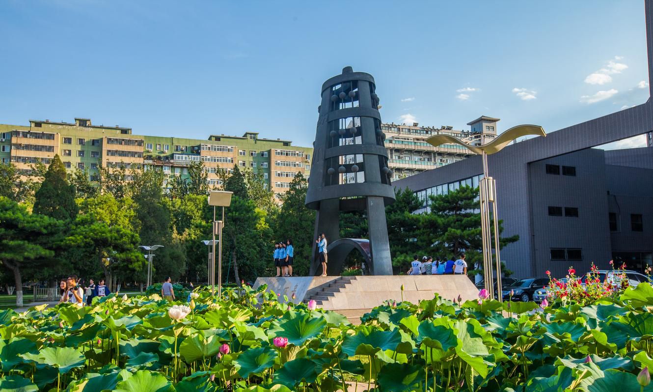 北京师范大学珠海校区云端校园漫步