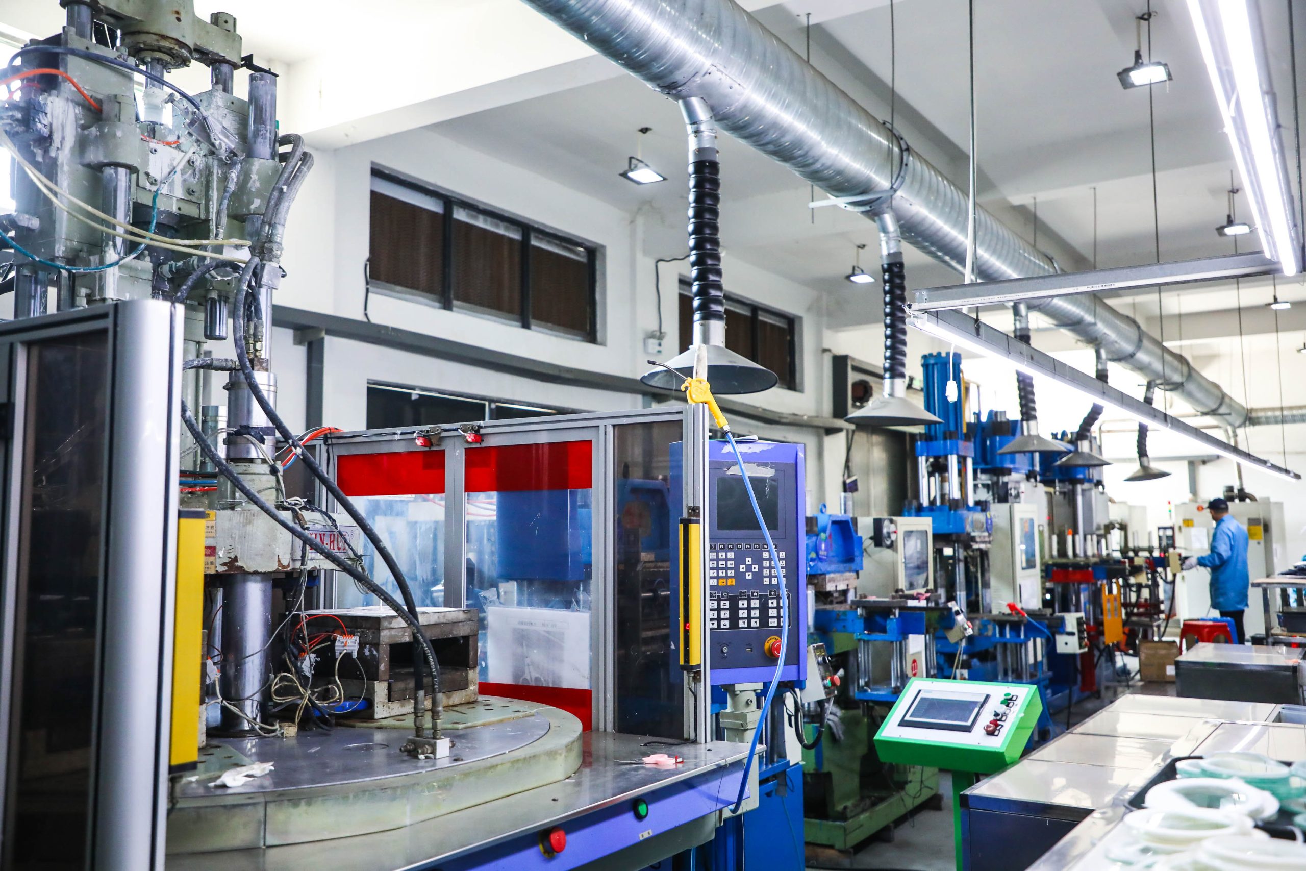 一台生产服务器的价格究竟是多少