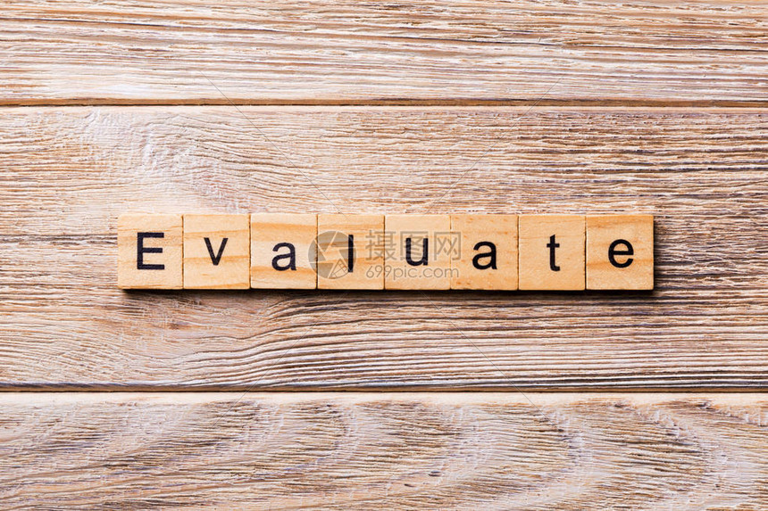 如何评估网站服务器费用与性能的性价比