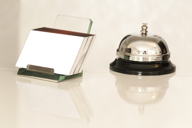 关于一台服务器能够承载的网站数量研究