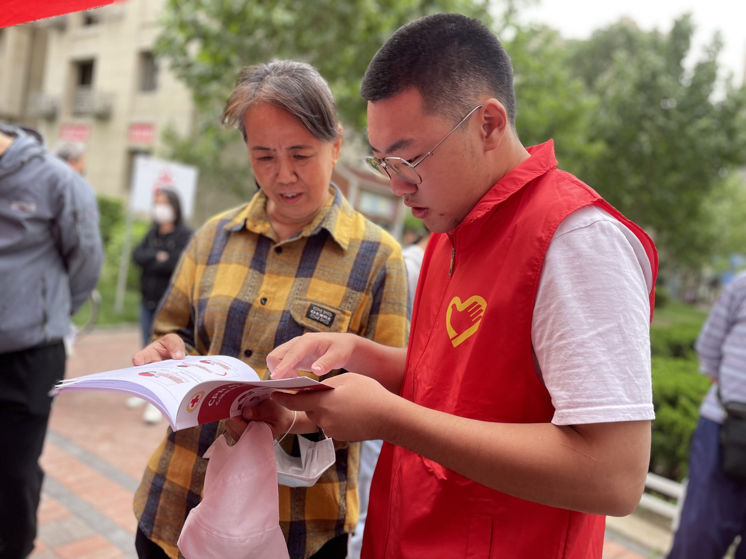 服务器费用构成及价格分析