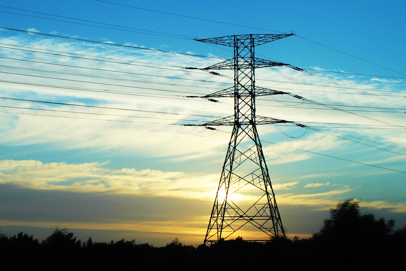 电商平台的规模与服务器数量成正比关系