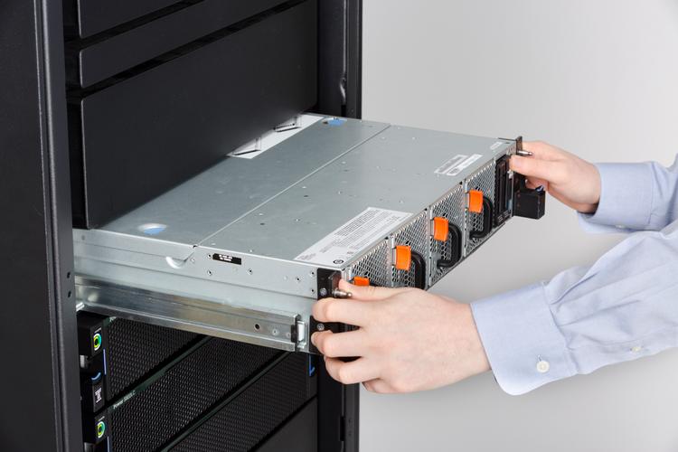 各类服务器的价格究竟如何