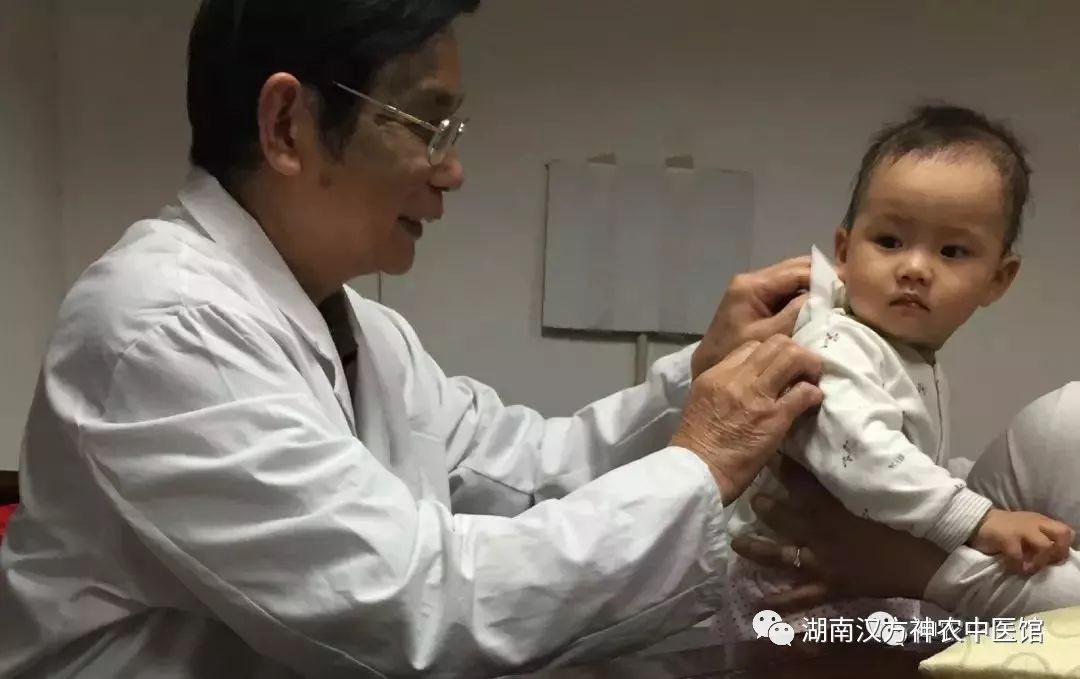 小哥解析其医疗服务体系变革