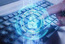 破解密码谜团,小哥了解服务器设置初始密码细节-优乐评测网