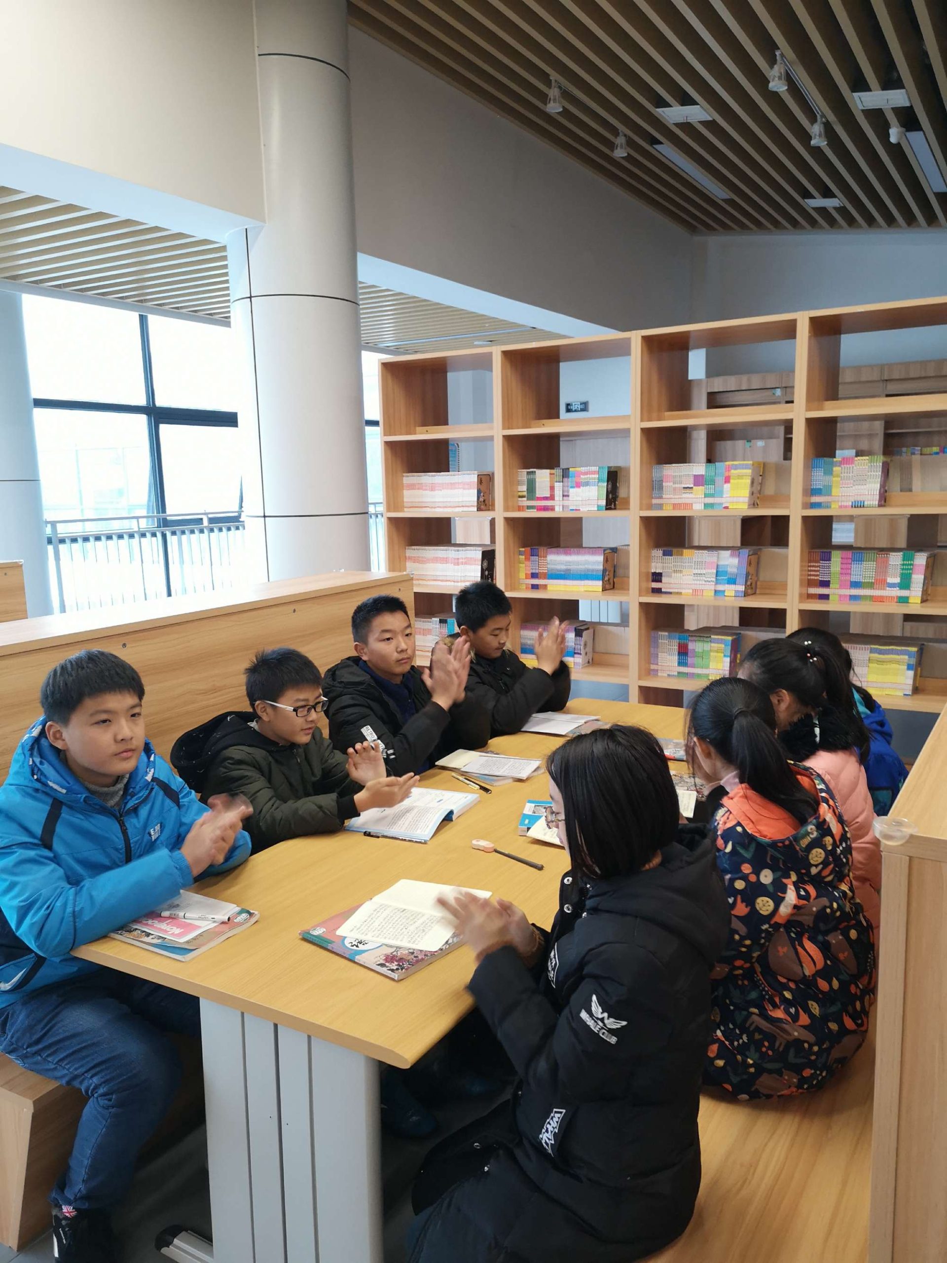 探究高速网络服务器部署规律