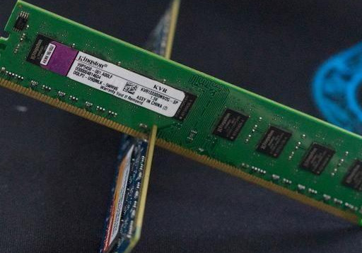 内存条时钟速度与服务器性能的关系