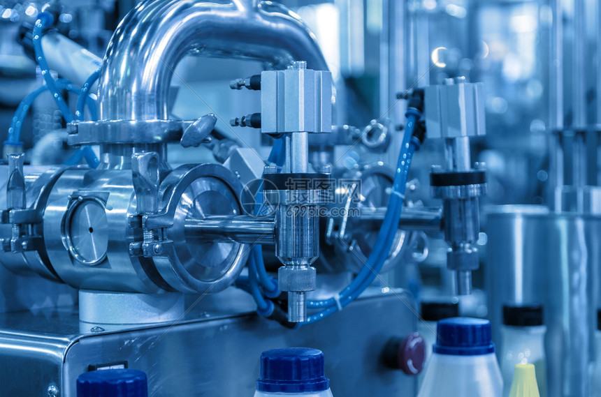 设备品牌和市场行情影响预付款标准