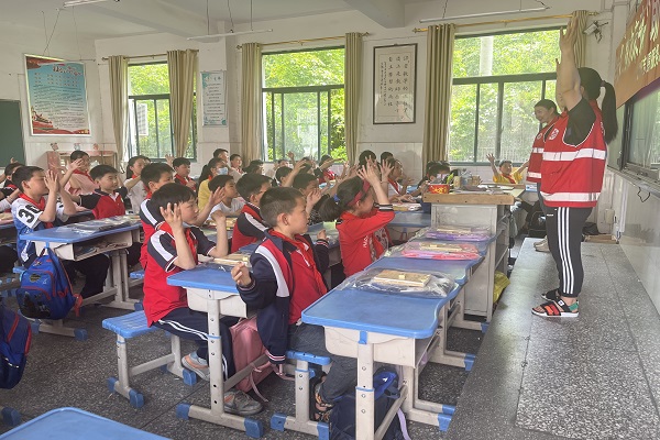 吉林大学云携手共创辉煌未来