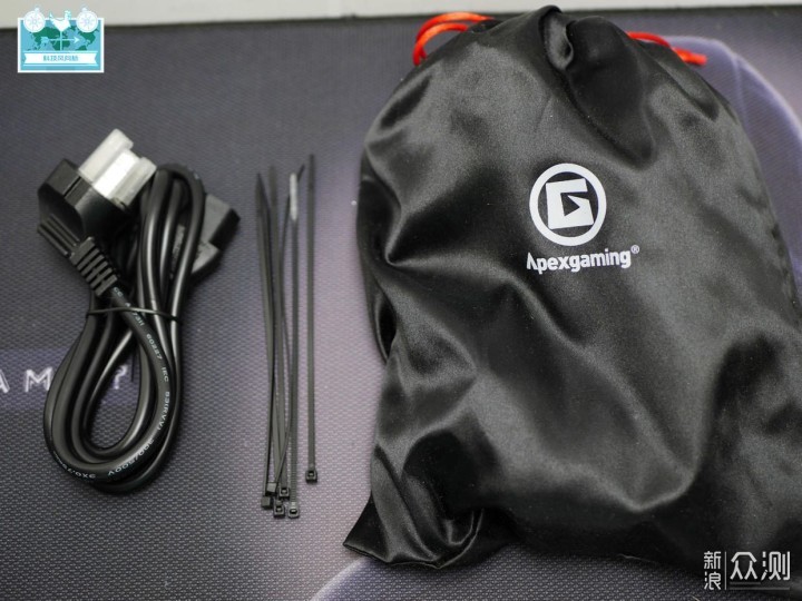 揭秘700w服务器耗电量